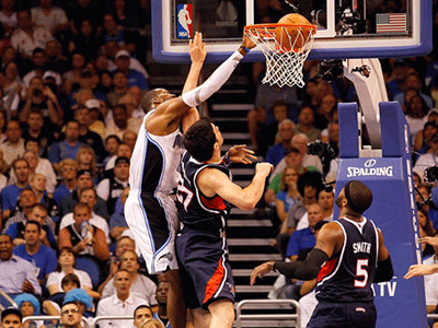 中國隊(duì)足球vs美國隊(duì)比賽